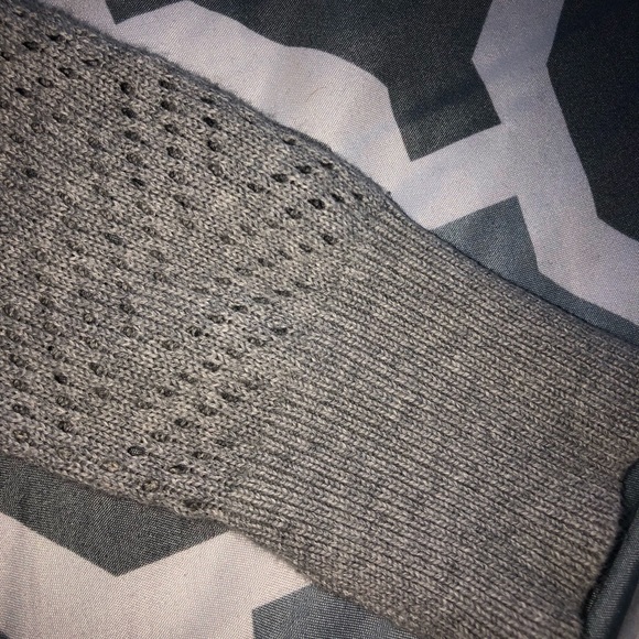 lululemon sweater - Picture 4 of 5